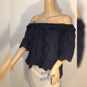 *** Walter Baker cold shoulder ruffle top w/ lace